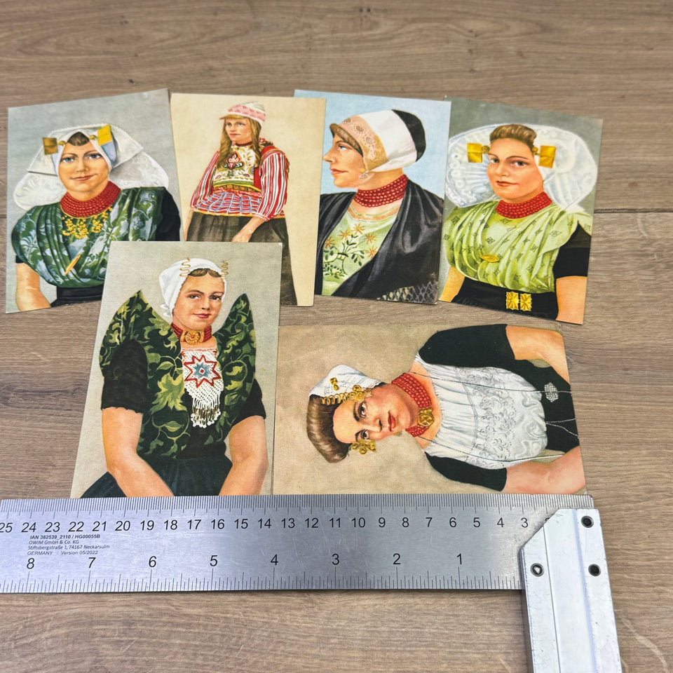Set of Antique Dutch Folk Dress High Quality Print cards – Holland Traditional Costume Embroidery Illustrations