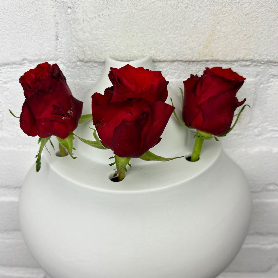 Michael Bassetto - 2 white wall vases - Serax