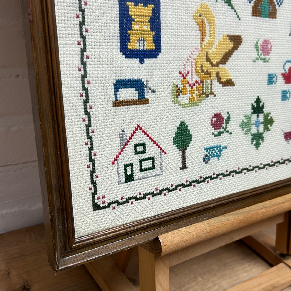Large Vintage Dutch Sampler 1983 in wooden Frame and matted glass - Embroidery - Cottonwork - Tapestrie