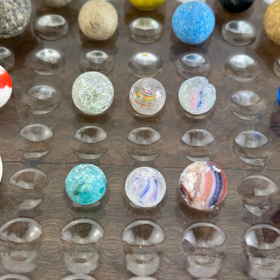 Set of antique collectable marbles - Different type and sizes