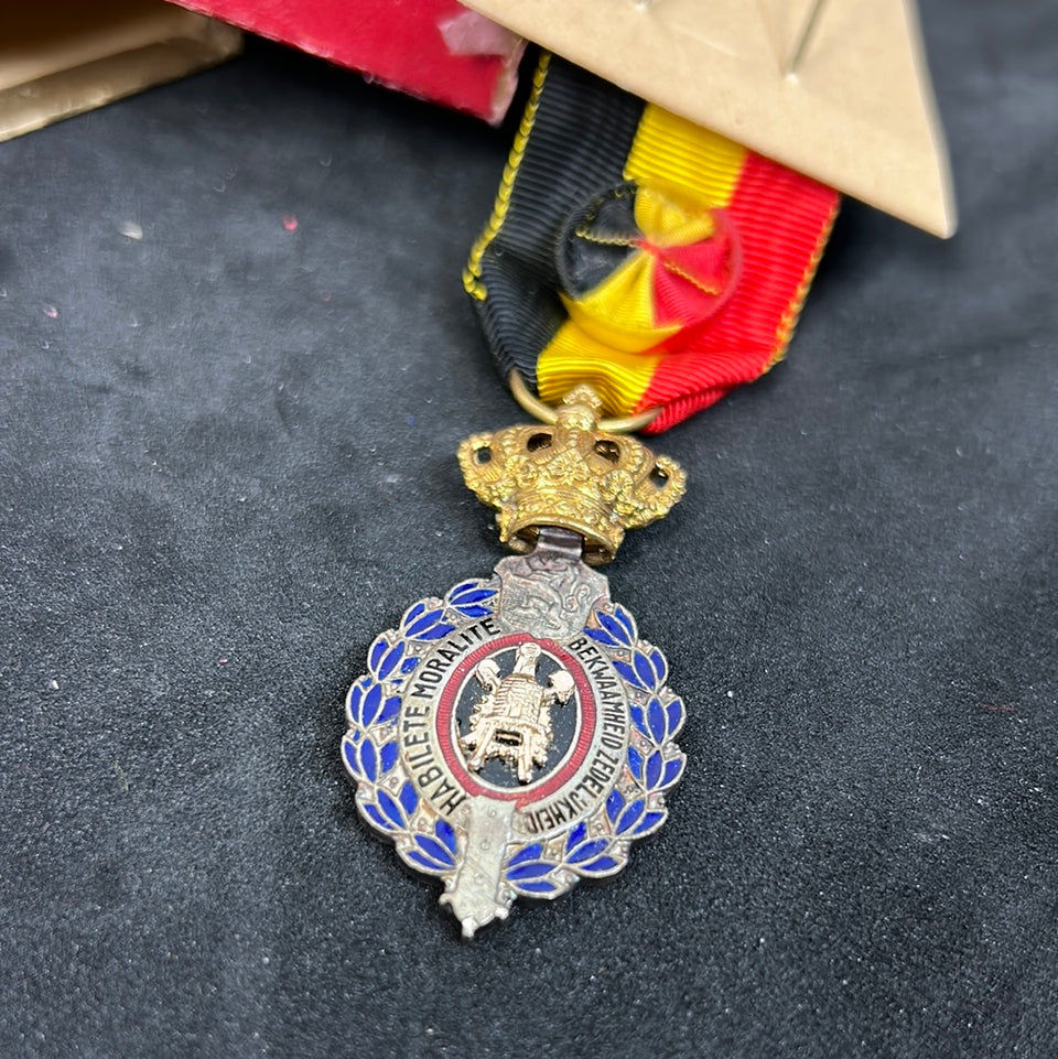 Belgian Medal for Labor First Class set 3