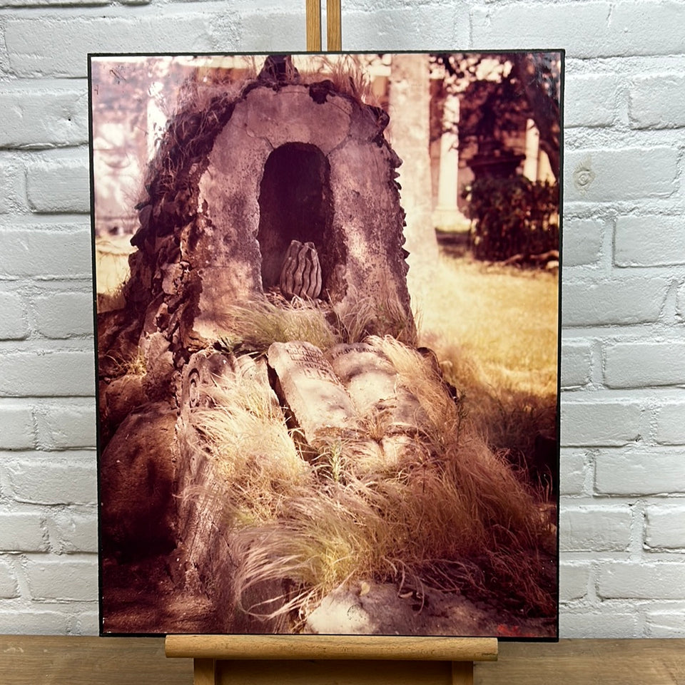 Graveyard Photo serie “Cemetery” by Theo van der Vaart