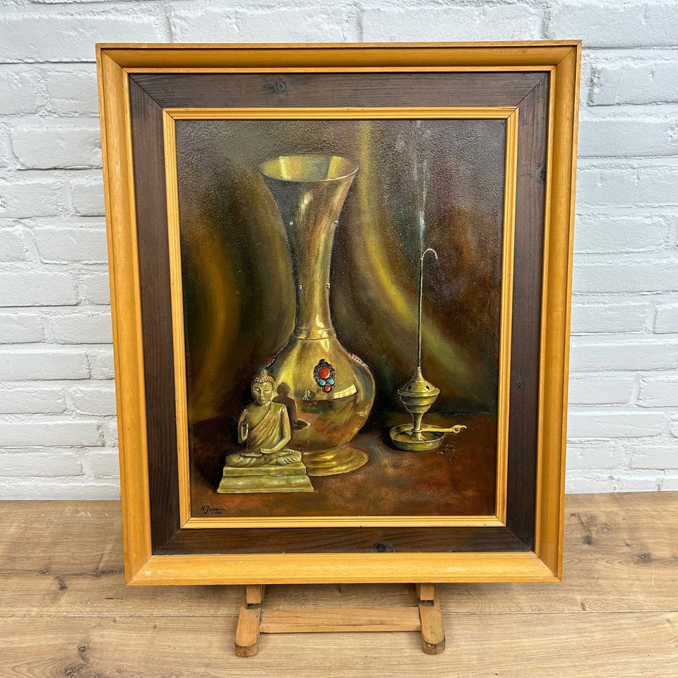 H. Janssen (20th century) - Still life with buddha and shiny vase and incense burner