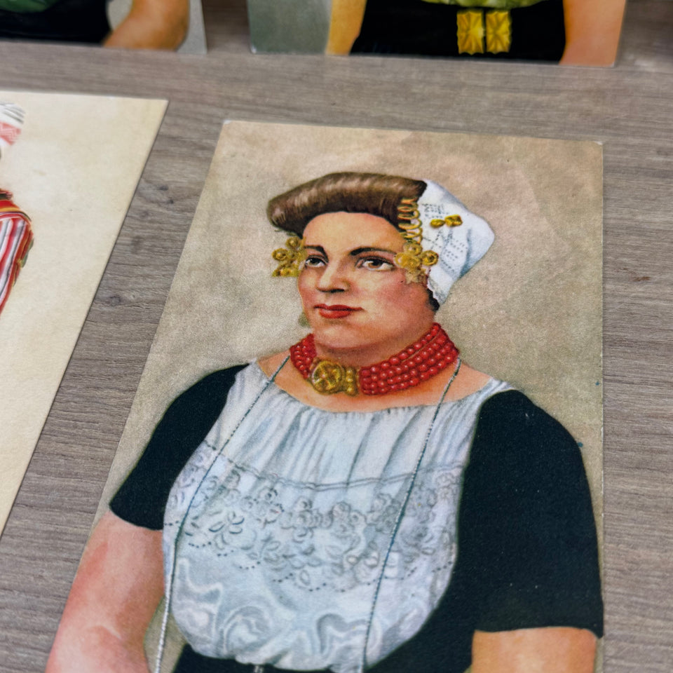 Set of Antique Dutch Folk Dress High Quality Print cards – Holland Traditional Costume Embroidery Illustrations