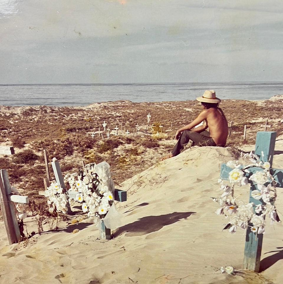 Graveyard Photo serie “Cemetery” by Theo van der Vaart