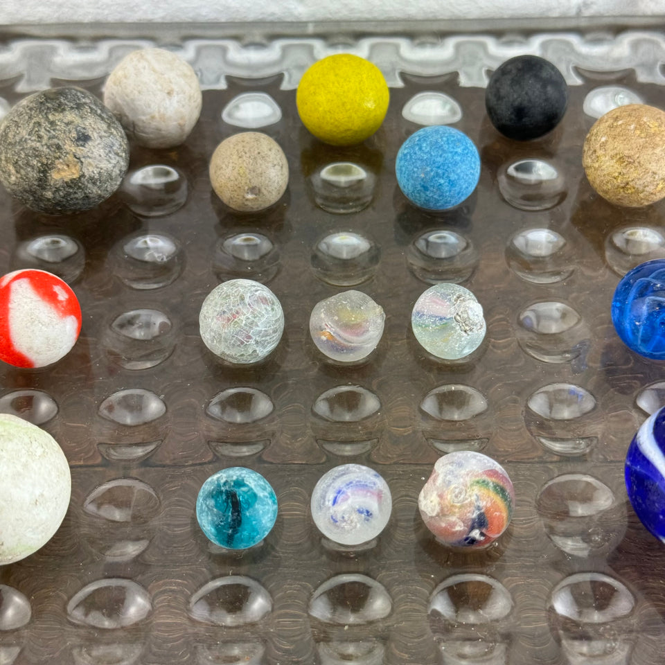 Set of antique collectable marbles - Different type and sizes