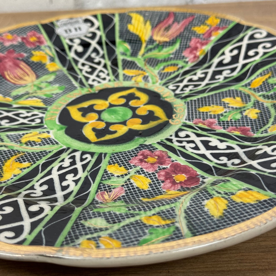 Beautiful Vintage H.Bequet Quaregnon Porcelain New Year 1959 Plate, Belgium