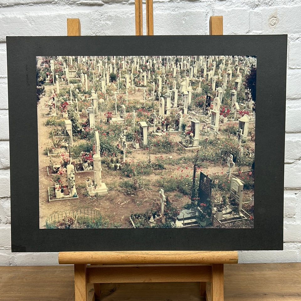 Graveyard Photo serie “Cemetery” by Theo van der Vaart