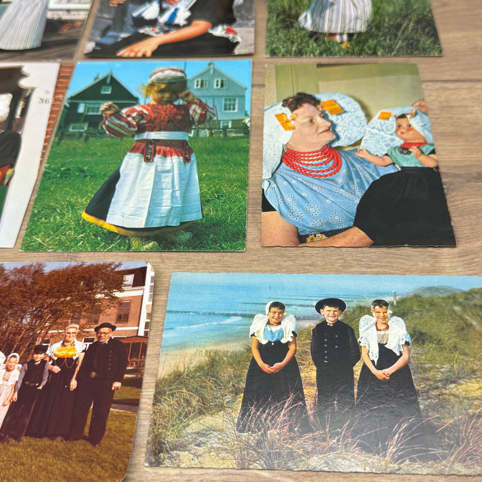 Collection cards of The Dutch Folklore Costumes with Dutch Woman Vintage photo cards – Holland’s Traditional Culture Costumes