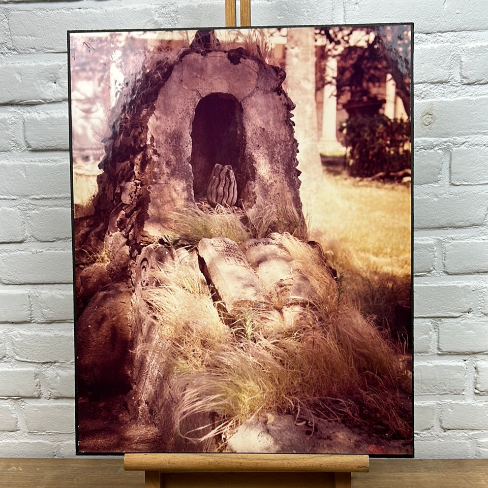 Graveyard Photo serie “Cemetery” by Theo van der Vaart