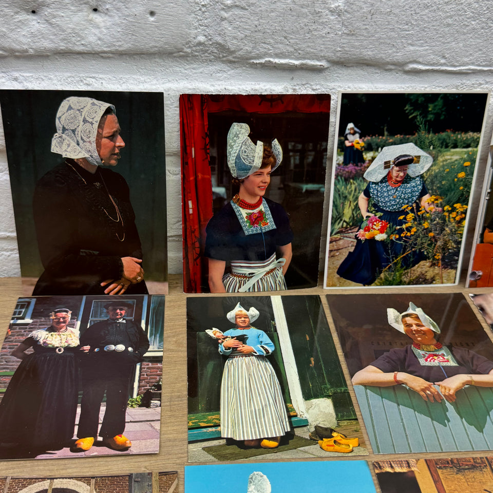 Collection cards of The Dutch Folklore Costumes with Dutch Woman Vintage photo cards – Holland’s Traditional Culture Costumes