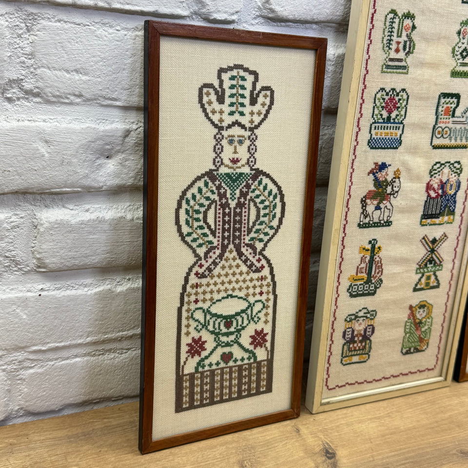 A set of 3 framed Dutch Embroideries - Cross-Stitch Embroidery - Cottonwork - Framed