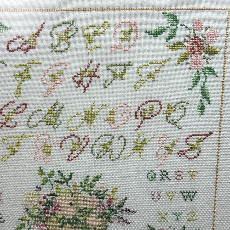 Vintage Sampler with Flowers and alphabet - Embroidery - Tapestry - Patchwork - Cotton work - Framed