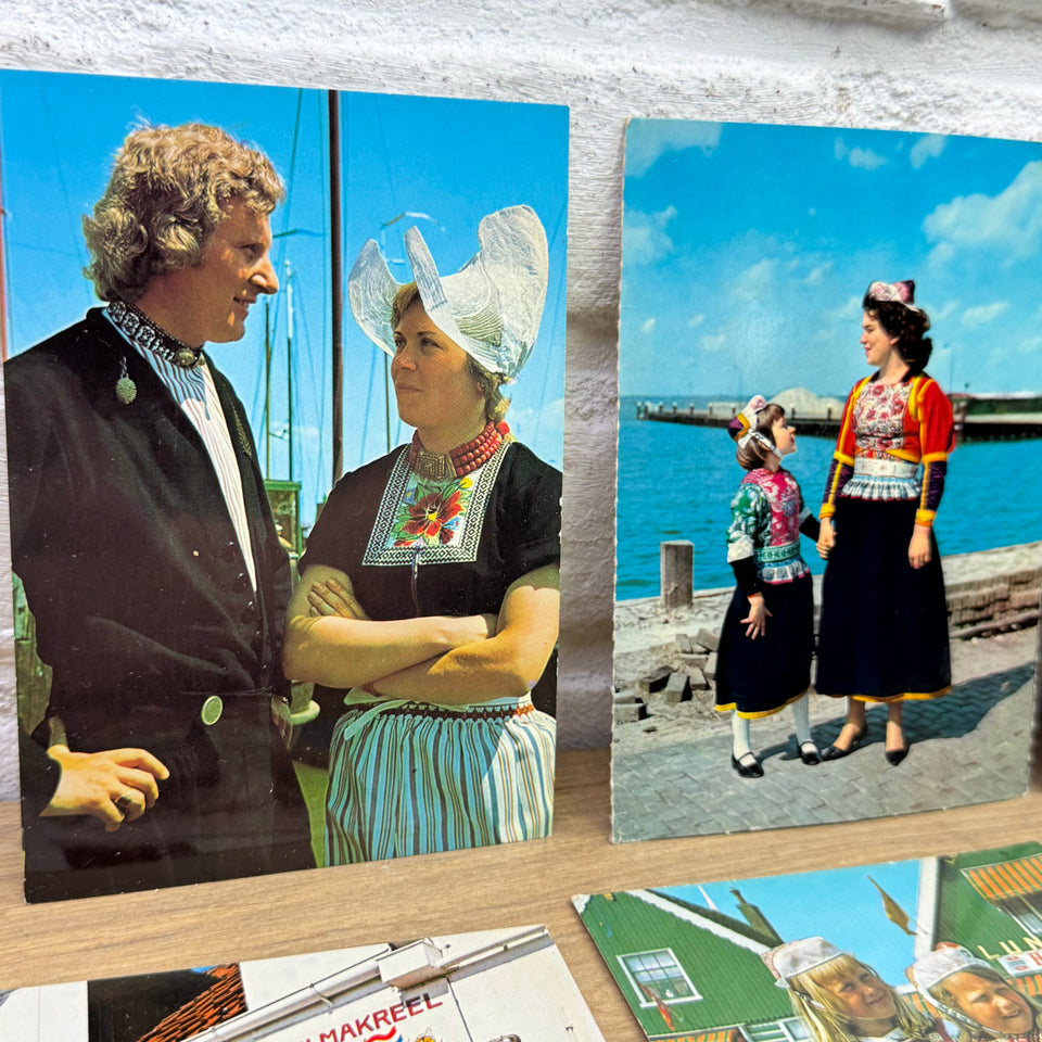 Collection of The Dutch Folklore Costume with Dutch Woman Vintage photo cards – Holland’s Traditional Culture Costumes