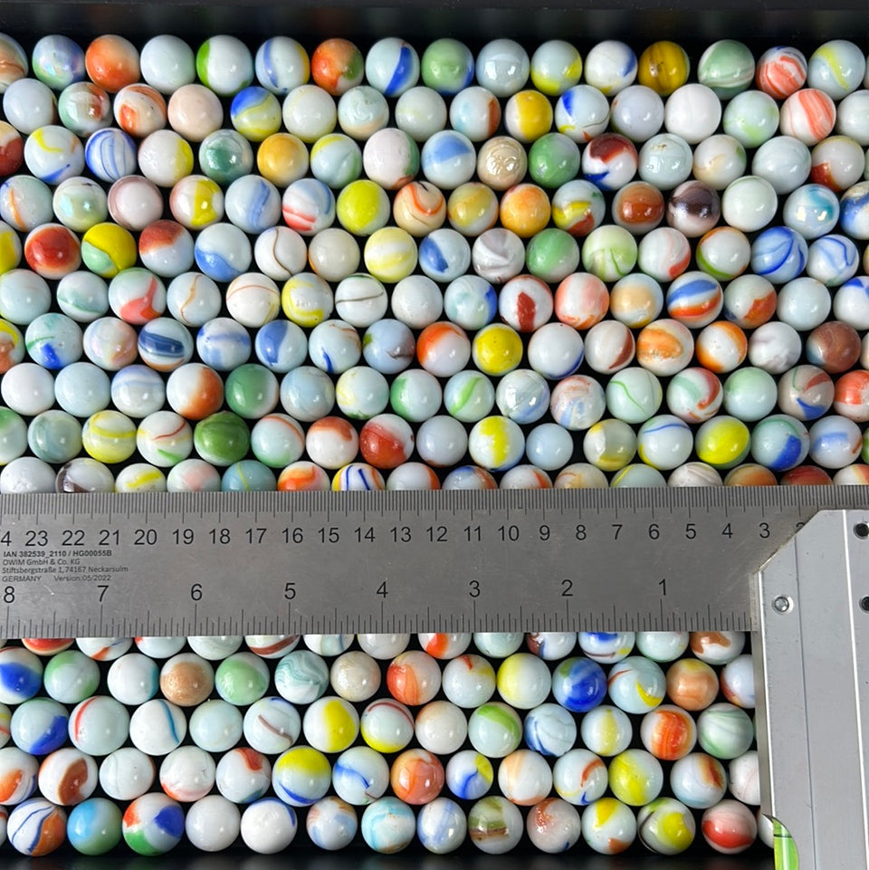 Surprise box with mixed Milk glass & Agate marbles