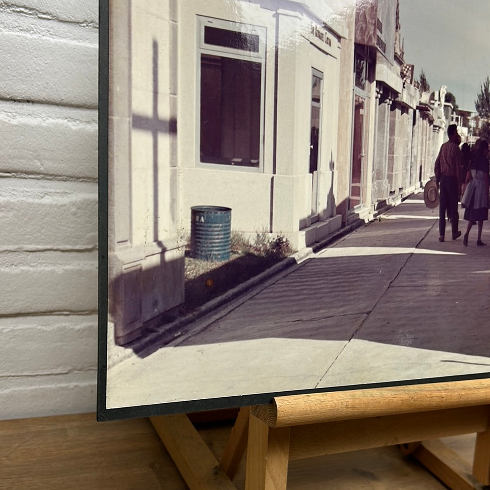 Graveyard Photo serie “Cemetery” by Theo van der Vaart