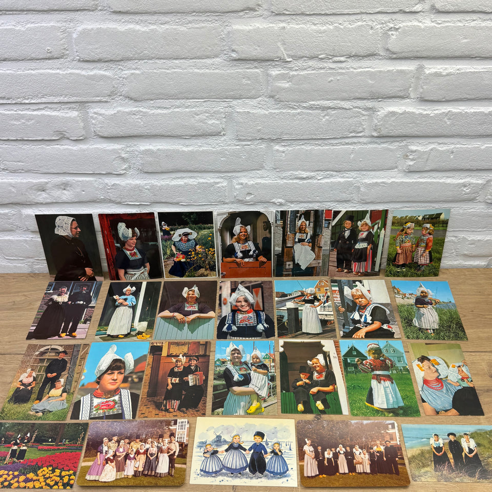 Collection cards of The Dutch Folklore Costumes with Dutch Woman Vintage photo cards – Holland’s Traditional Culture Costumes