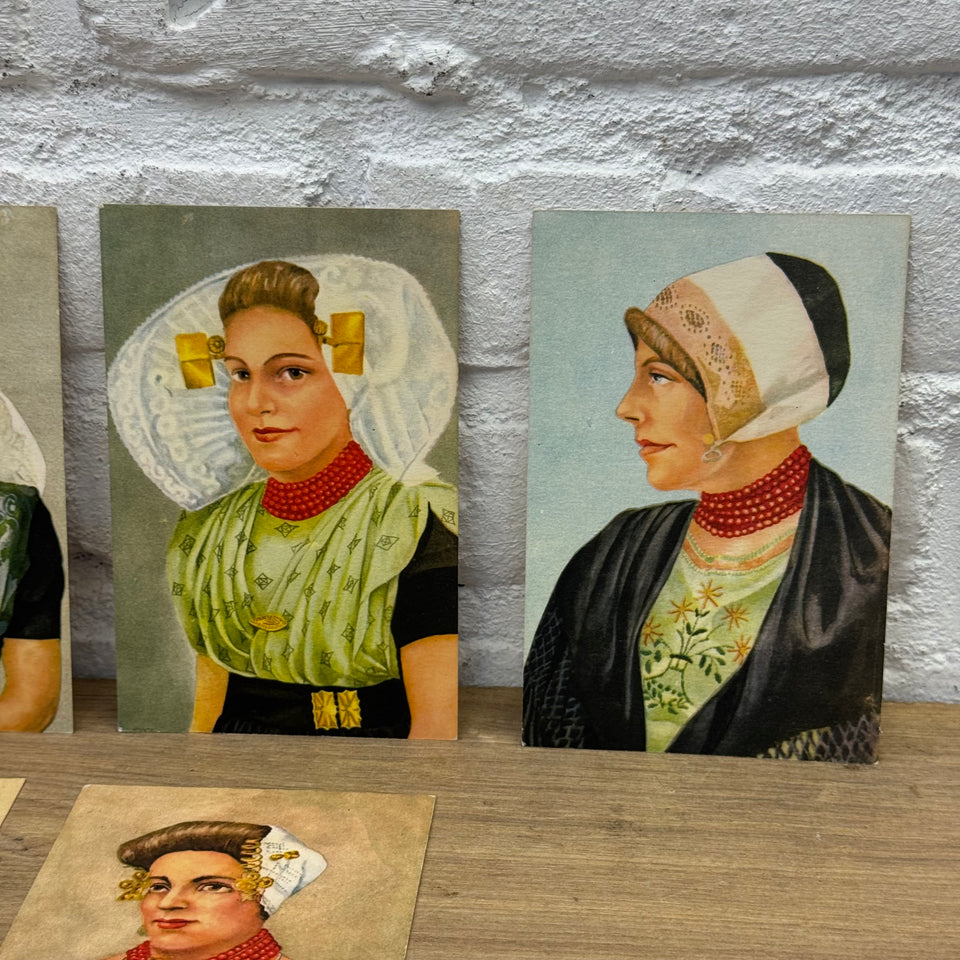 Set of Antique Dutch Folk Dress High Quality Print cards – Holland Traditional Costume Embroidery Illustrations