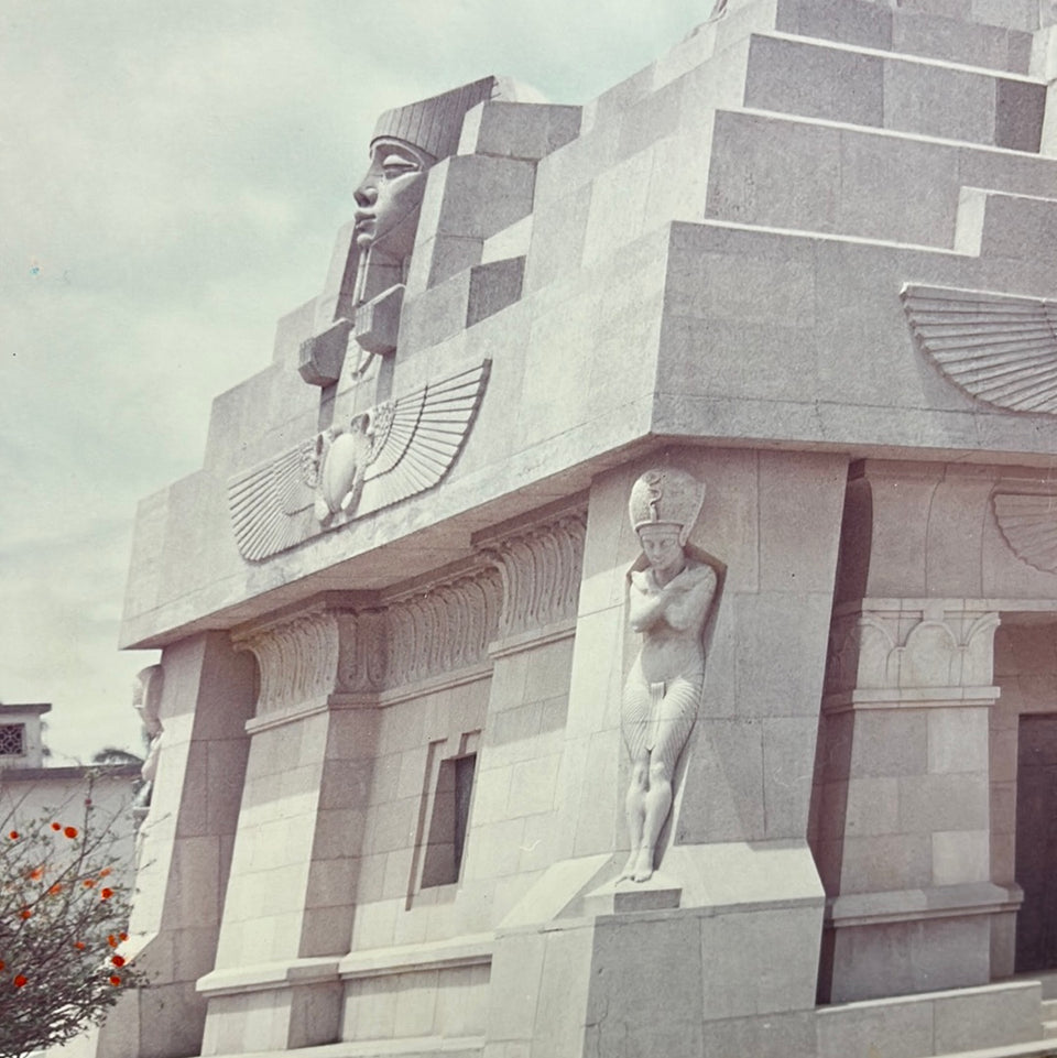 Graveyard Guatemala City Photo serie “Cemetery” by Theo van der Vaart