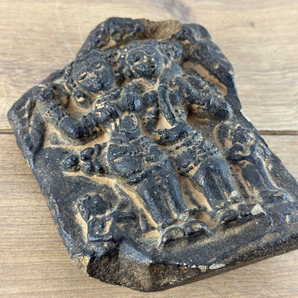 2000+ years old Yaksis terracotta sculpture India - Maurya / Shunga period