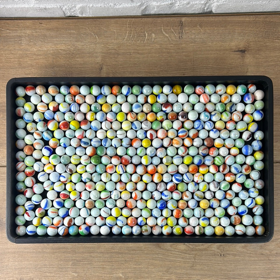 Surprise box with mixed Milk glass & Agate marbles