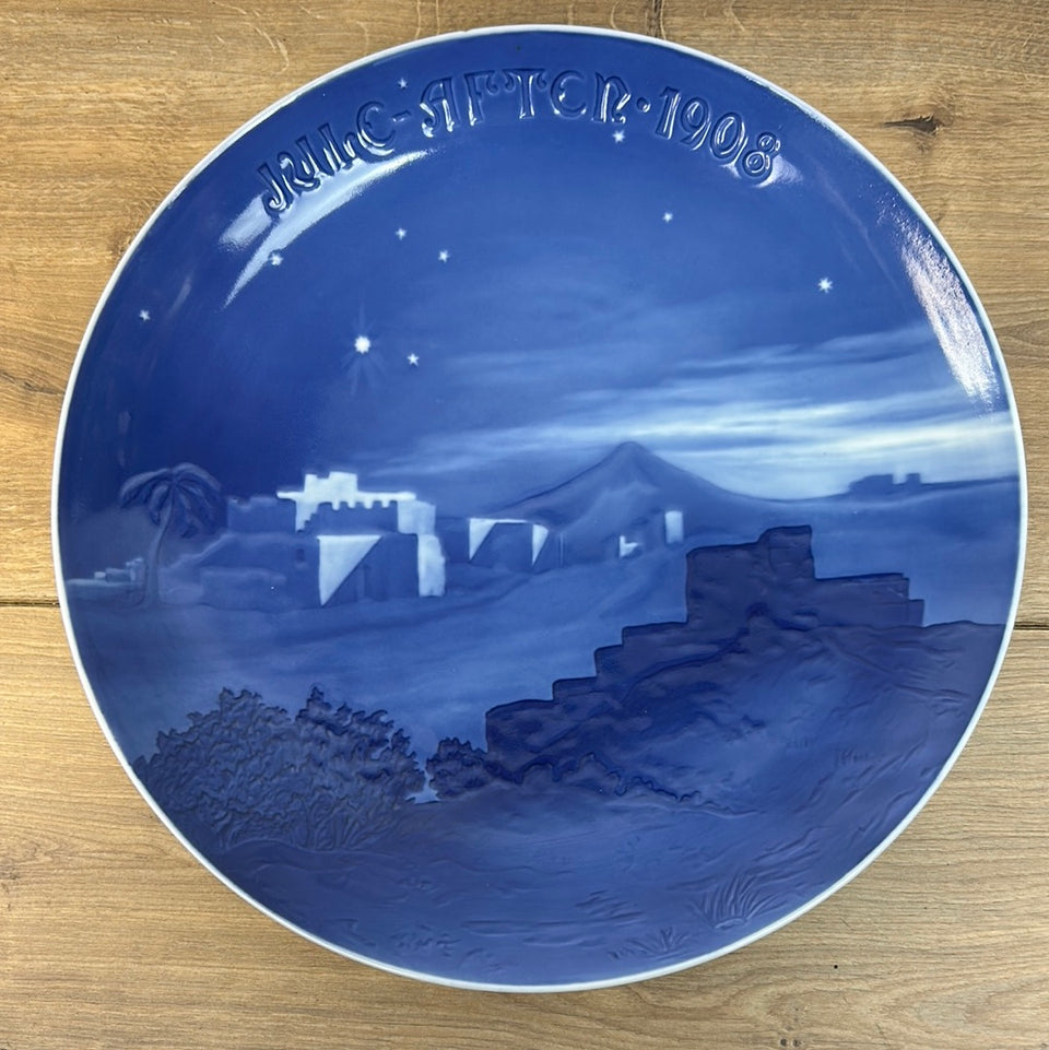 Very Rare large Christmas Plate by Bing & Grondahl - Jule-aften 1908