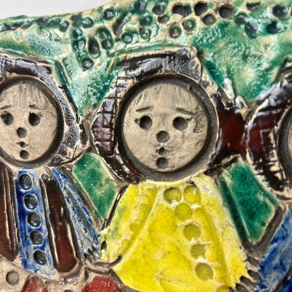 Hanna Mobach - Very rare 3 girls glazed ceramic plate