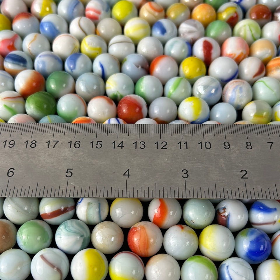 Surprise box with mixed Milk glass & Agate marbles