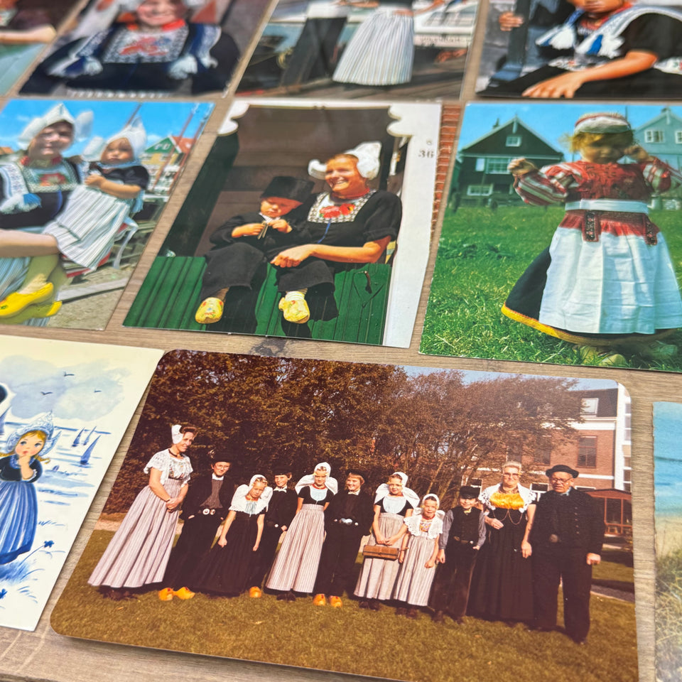 Collection cards of The Dutch Folklore Costumes with Dutch Woman Vintage photo cards – Holland’s Traditional Culture Costumes
