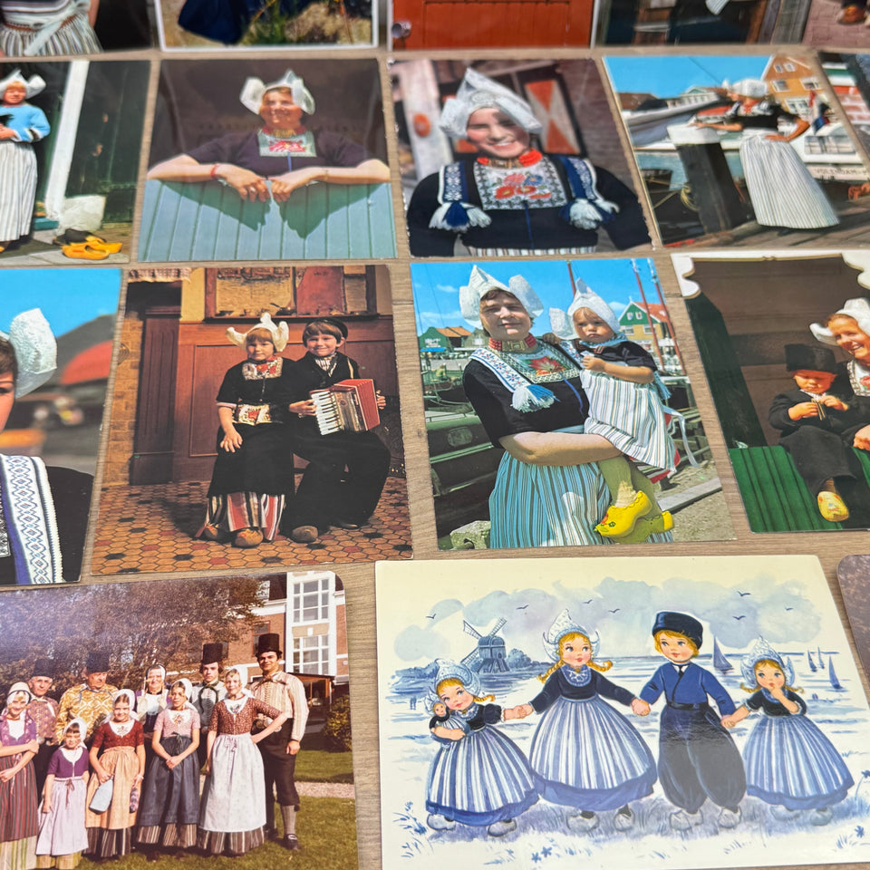 Collection cards of The Dutch Folklore Costumes with Dutch Woman Vintage photo cards – Holland’s Traditional Culture Costumes