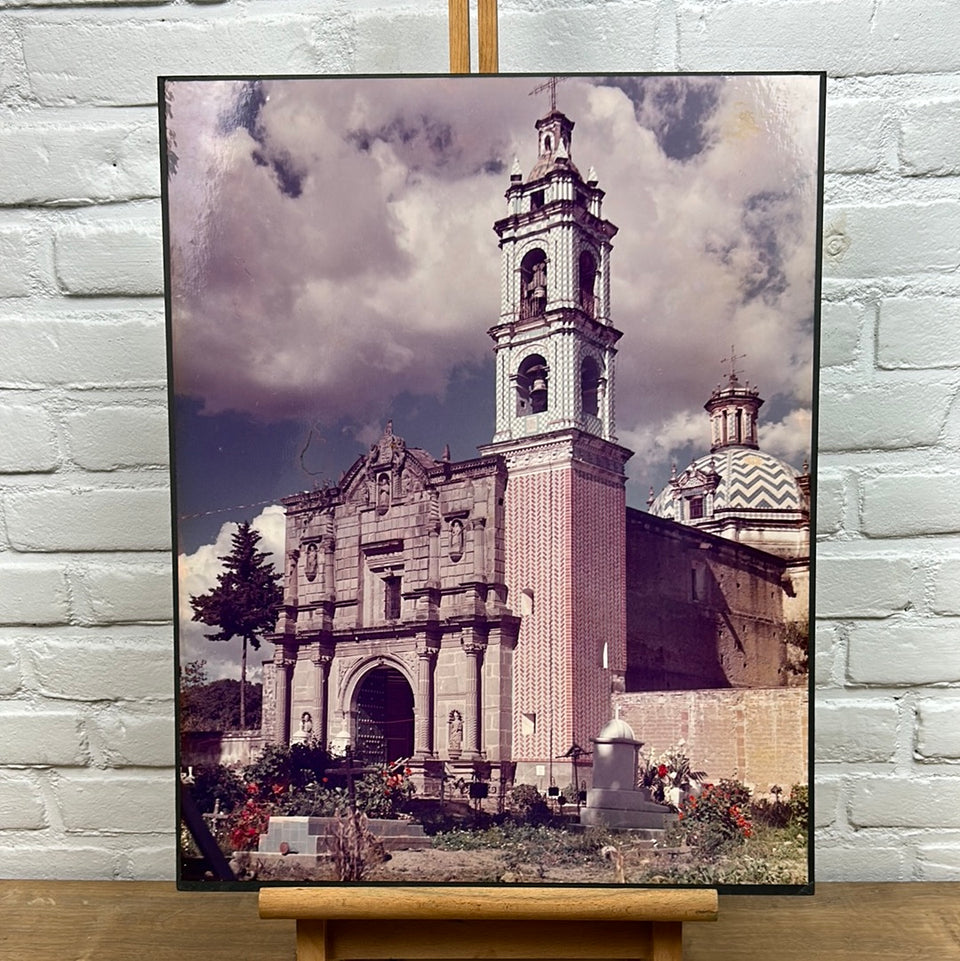 Graveyard Tlaxcala Photo serie “Cemetery” by Theo van der Vaart