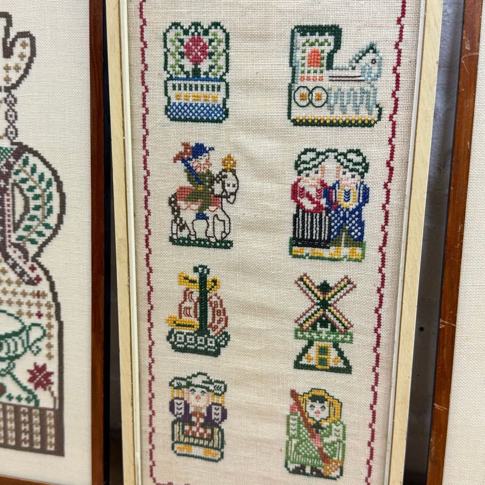 A set of 3 framed Dutch Embroideries - Cross-Stitch Embroidery - Cottonwork - Framed