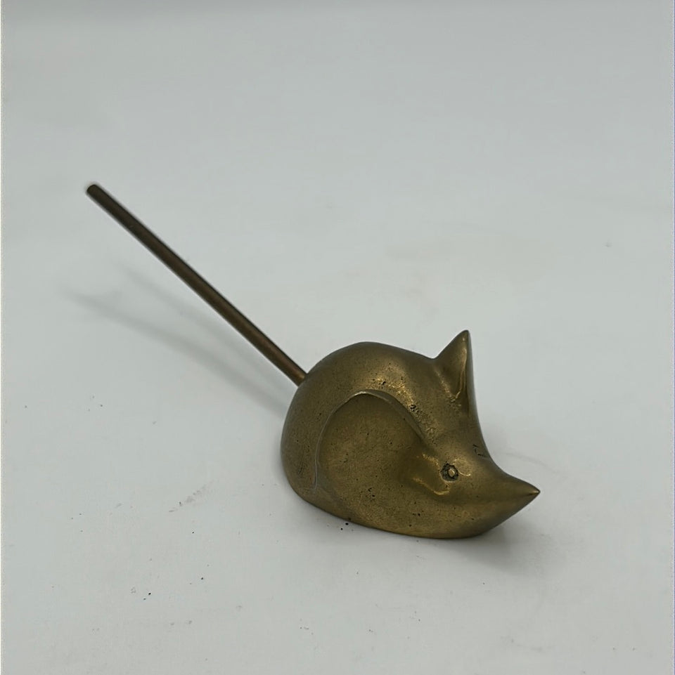 Miniature messing mouse