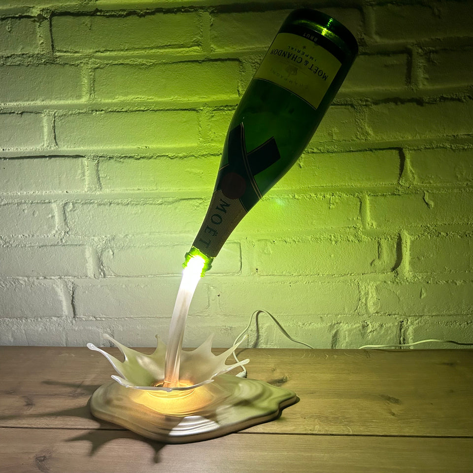 Moët & Chandon Brut Lamp- Champagne Lamp van Pep - Custom painted LED color lamp