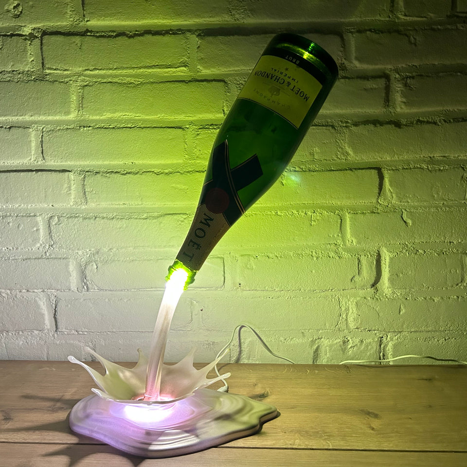 Moët & Chandon Brut Lamp- Champagne Lamp van Pep - Custom painted LED color lamp