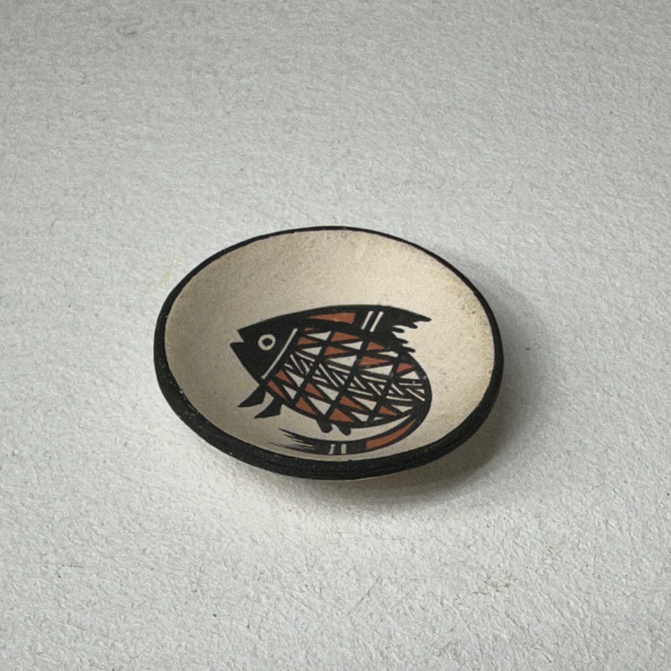 Acoma Fish plate -  Pueblo Native American pottery miniature fish bowl by D. Reano