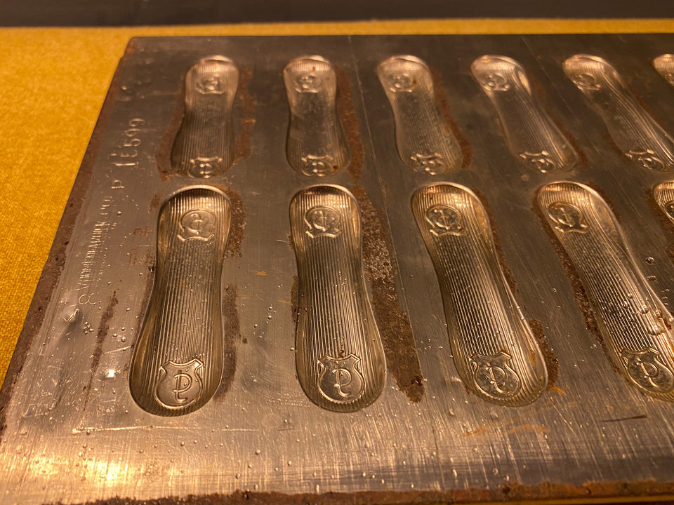 large Metal praline Chocolate Molds | Rare antique Vintage Molds for Chocolate or Display-Photo