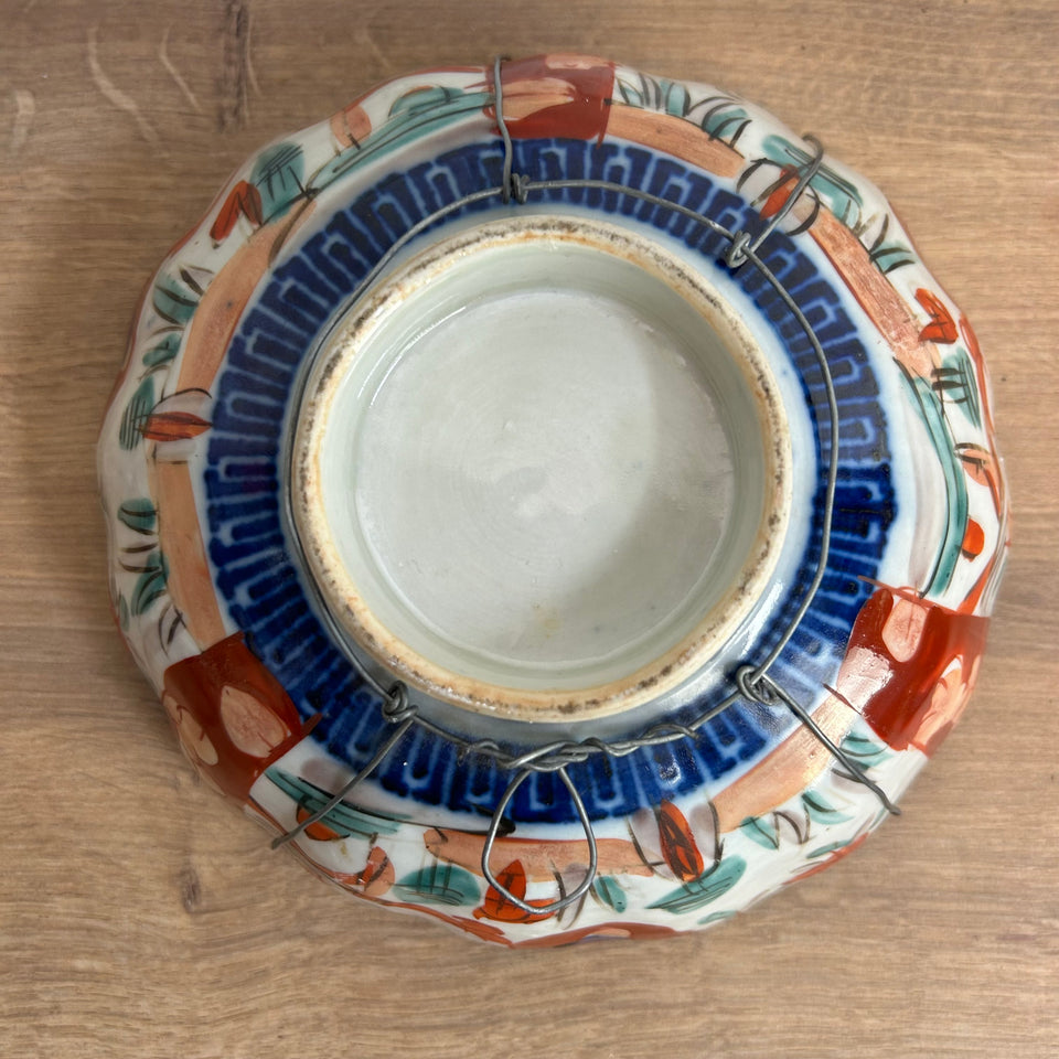 Two Japanese Imari bowls - with wall hanging