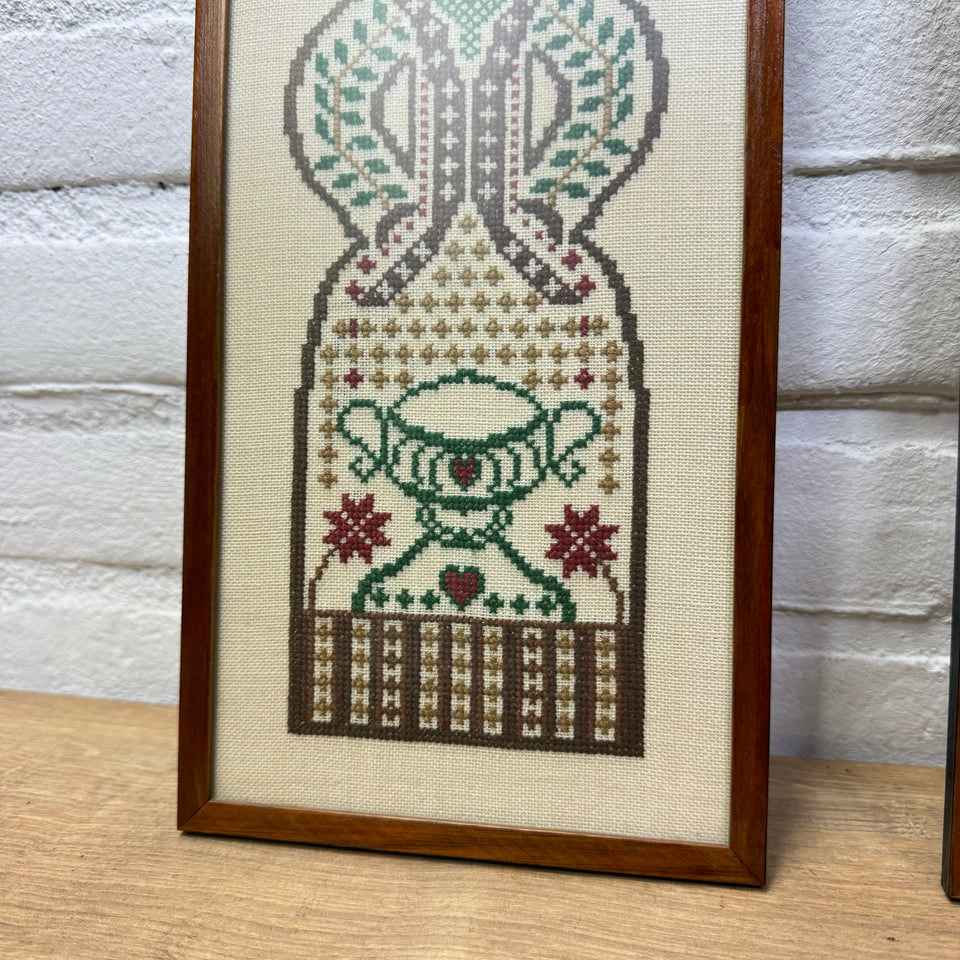 A couple of two folk art figures - Cross-Stitch Embroidery - Cottonwork - Framed