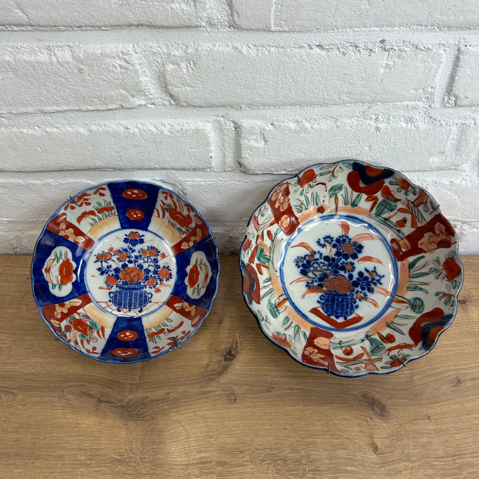 Two Japanese Imari bowls - with wall hanging