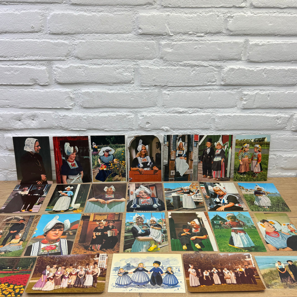 Collection cards of The Dutch Folklore Costumes with Dutch Woman Vintage photo cards – Holland’s Traditional Culture Costumes