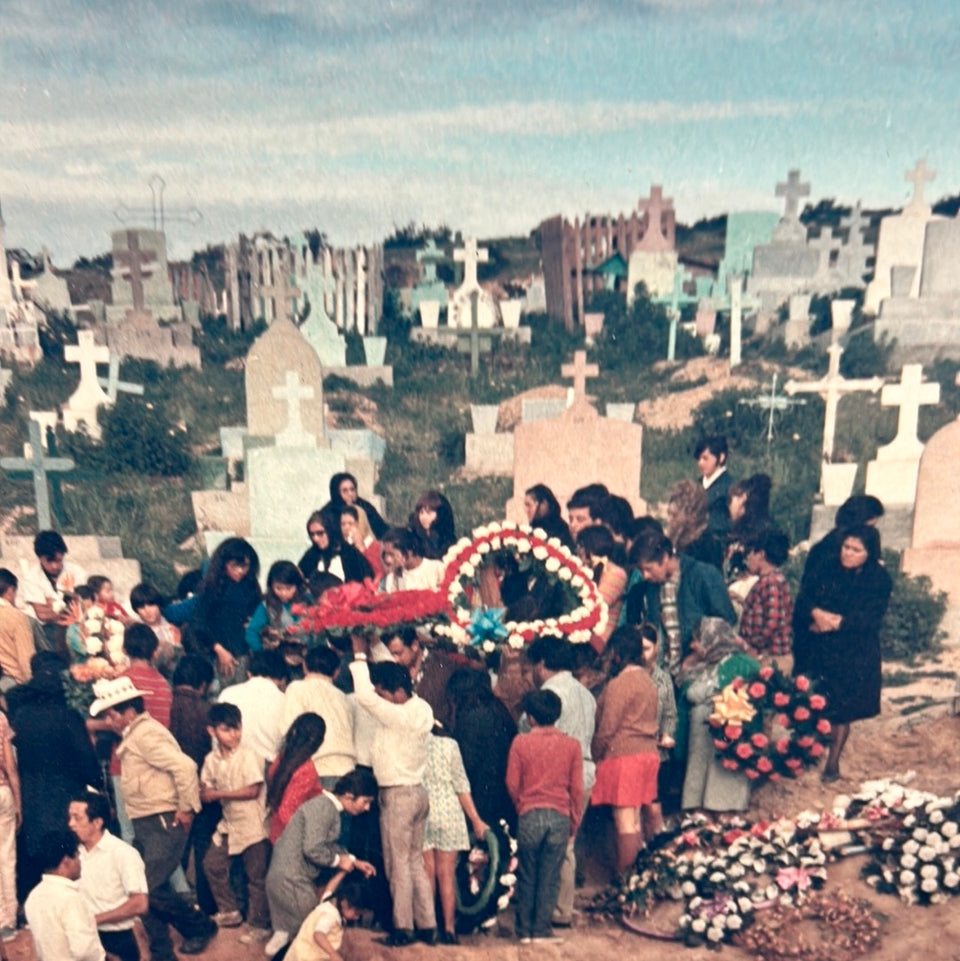 Graveyard Photo serie “Cemetery” by Theo van der Vaart