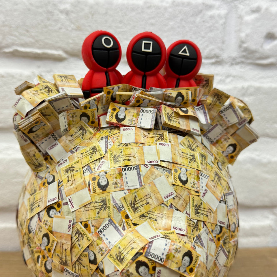 The PiggyBank Squid Art Game characters on Piggy bank
