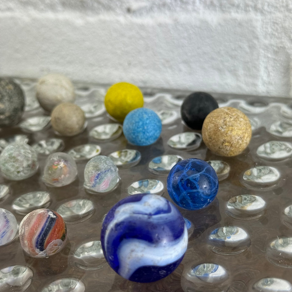 Set of antique collectable marbles - Different type and sizes