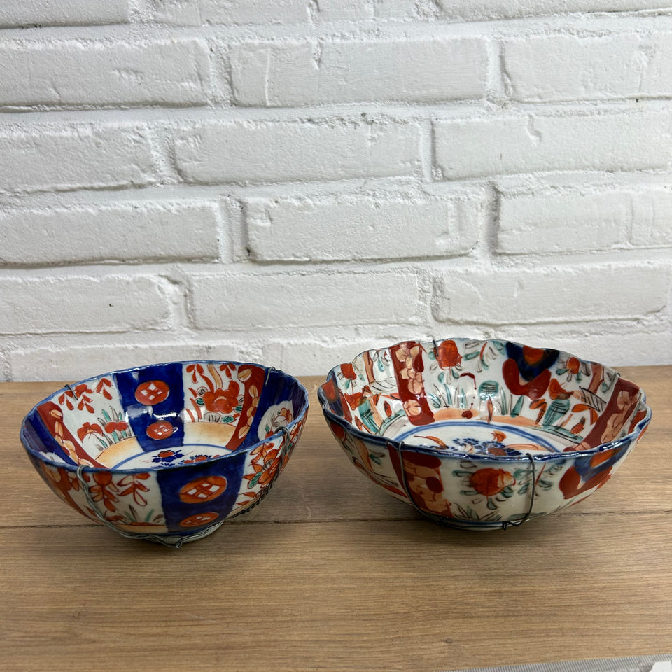 Two Japanese Imari bowls - with wall hanging