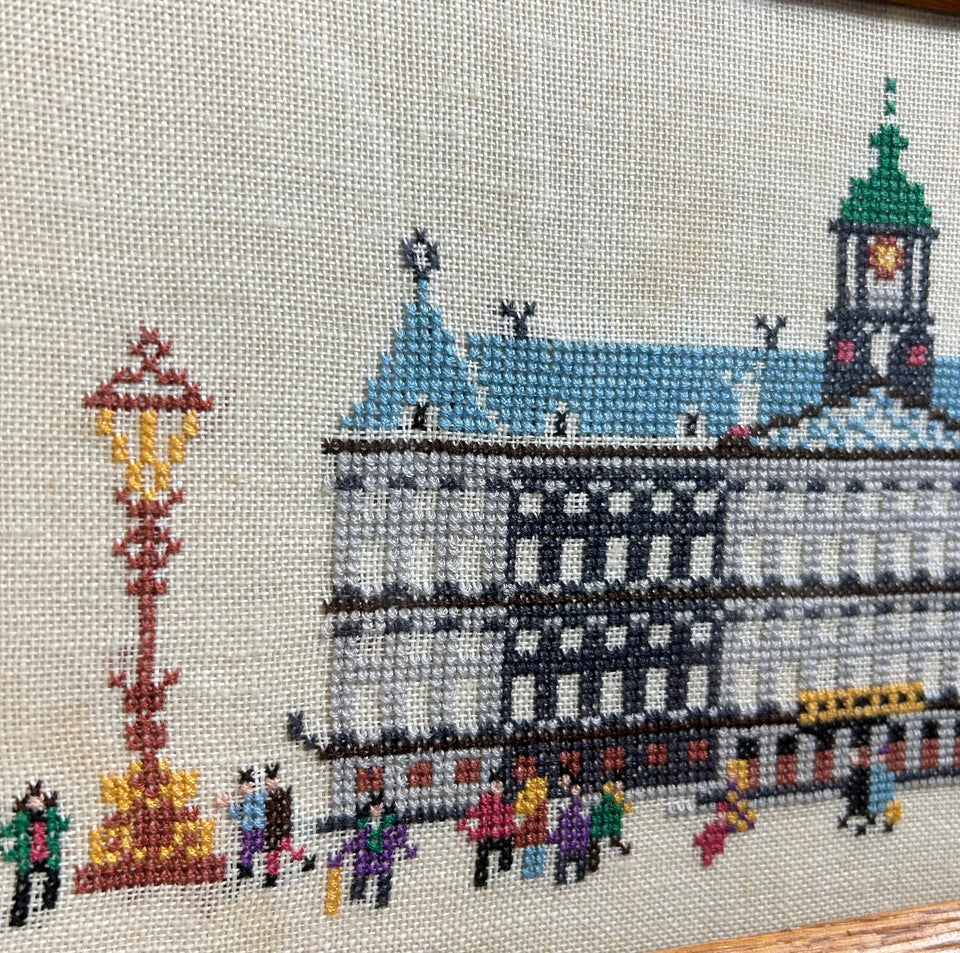 Amsterdam Dam Square Embroidery - Tapestry - Patchwork - Cotton work - Framed