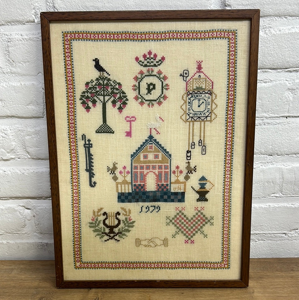 Vintage Sampler - Embroidery - Tapestry - Patchwork - Cotton work - Framed
