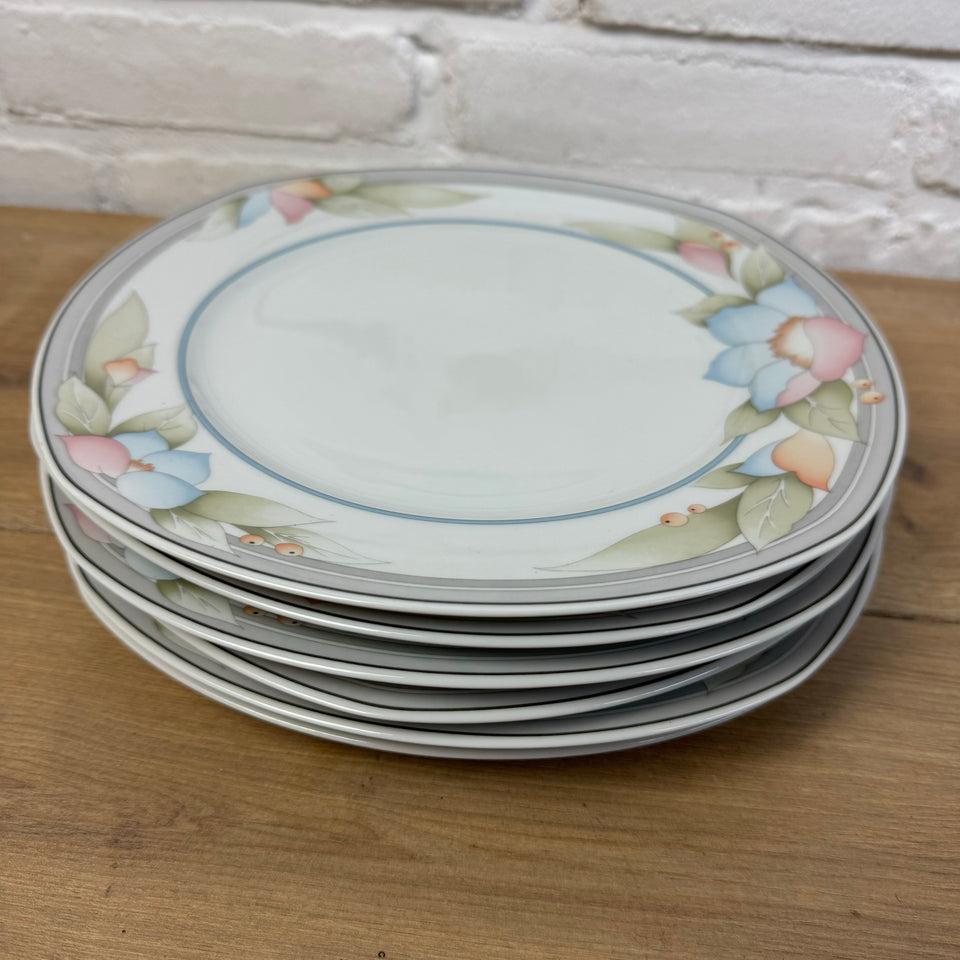 Winterling Bavaria dinner plates