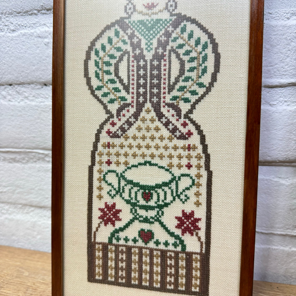 A couple of two folk art figures - Cross-Stitch Embroidery - Cottonwork - Framed