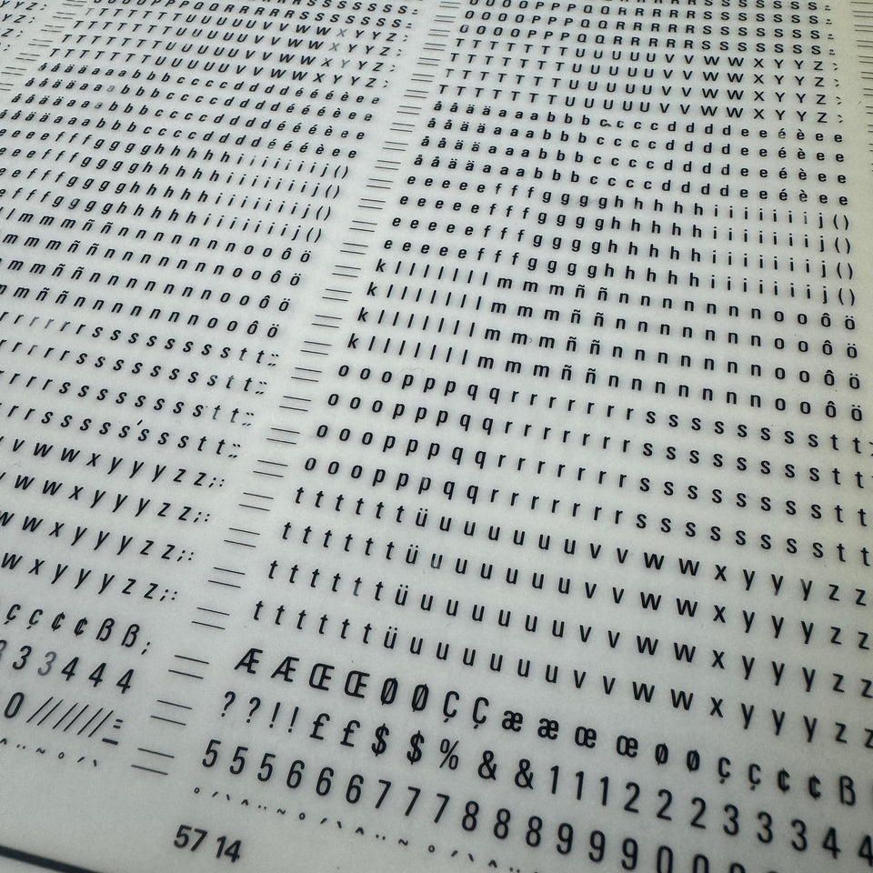 Mecanorma Univers 57 - 57.14 CLN transfer Sheet